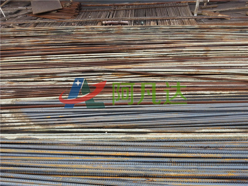 工程鋼筋除銹劑使用現(xiàn)場