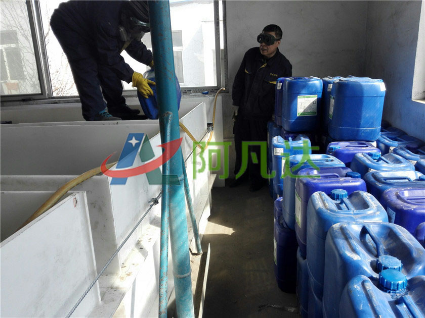 脫漆劑現(xiàn)場應(yīng)用圖片